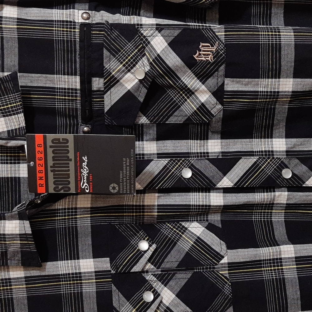 Shirt - Picture 5 of 6